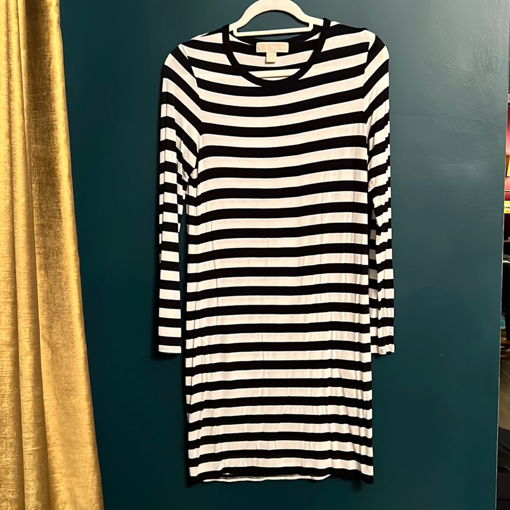 Michael Kors lack and white body-con long sleeve dress size XS